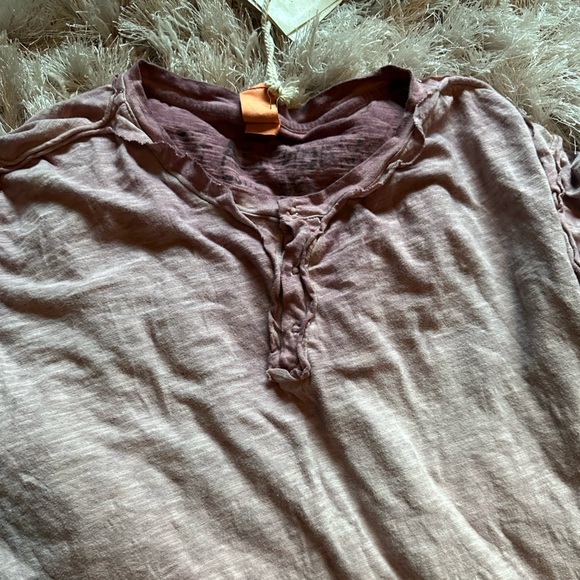 Magnolia Pearl Julien Henley Tee - Picture 9 of 9